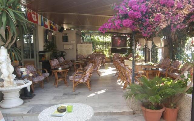 Harry's Bar & Apartments 2