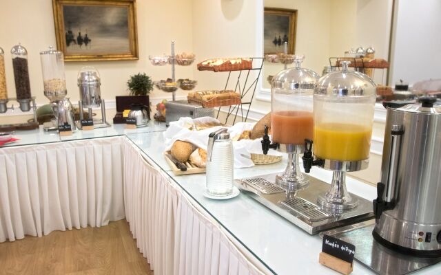 Paliria Hotel