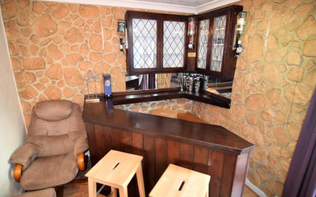 Chinese Quarter House - Private Garden, NETFLIX, BBQ & Bar