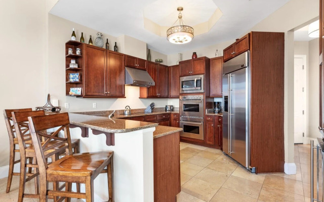 Indigo East 2102 Penthouse W/cabana