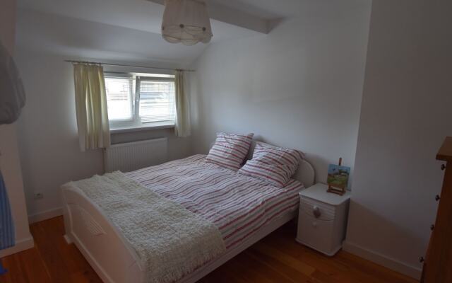 Spacious Holiday Home in Klodzko by the River