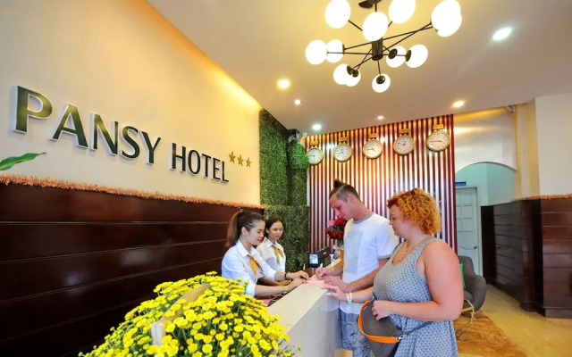 Oyo 549 Pansy Hotel