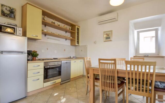 Apartment Angelina Karlobag 30250