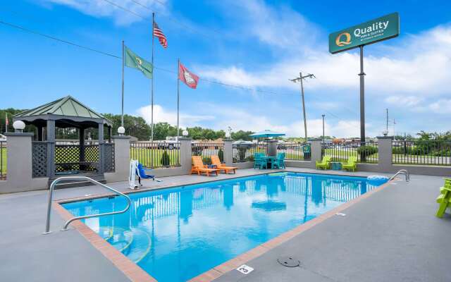 Quality Inn & Suites