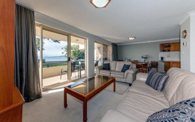 The Peninsula, Unit 5, 111 Soldiers Point Road