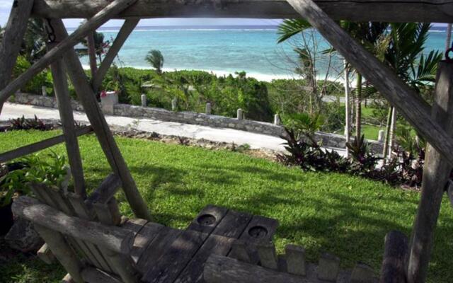 Orange Hill Beach Inn