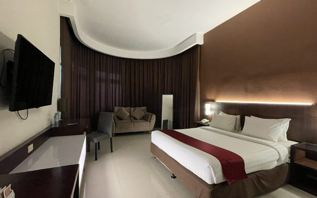 Sisingamangaraja Guest House Semarang – Guest Rooms – Semarang
