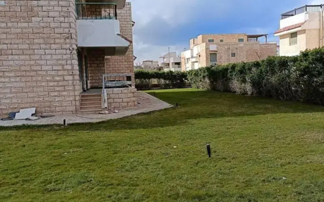 Spacious 5-bed House in Alamein With Large Garden