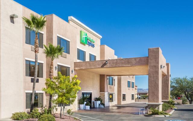 Holiday Inn Express & Suites Nogales by IHG
