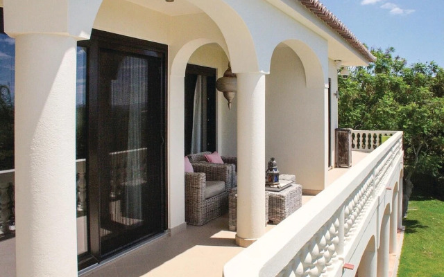 Stunning Home in Silves With Wifi and 4 Bedrooms