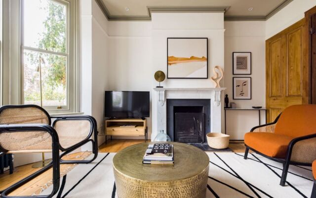 The Camberwell Secret - Alluring 3bdr House With Garden