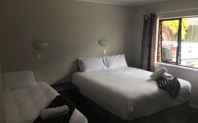 Alpha Motel