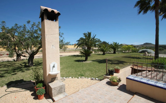 Finca Cantares - holiday home with private swimming pool in Benissa