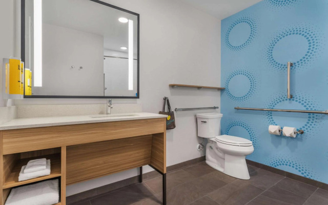 Tru By Hilton Janesville