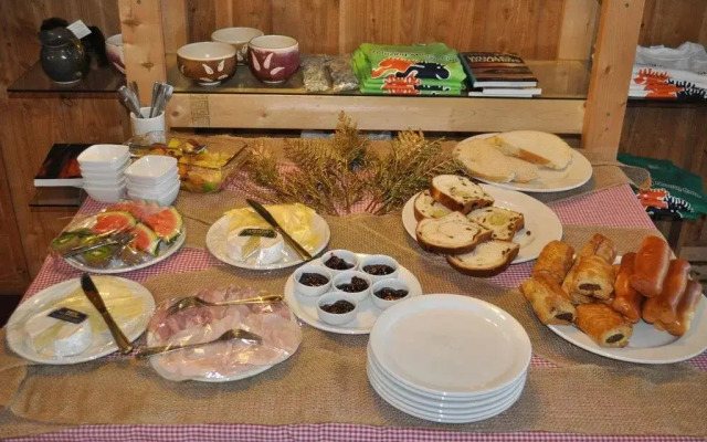 The Dancing Moose Cafe