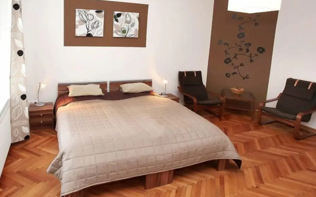 Apartments Ward