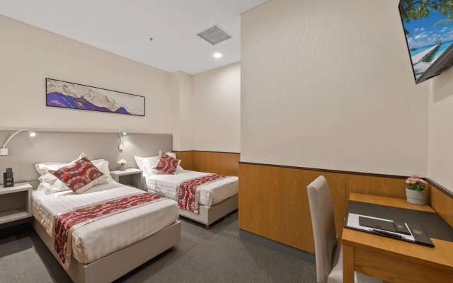 YEHS Hotel Sydney QVB