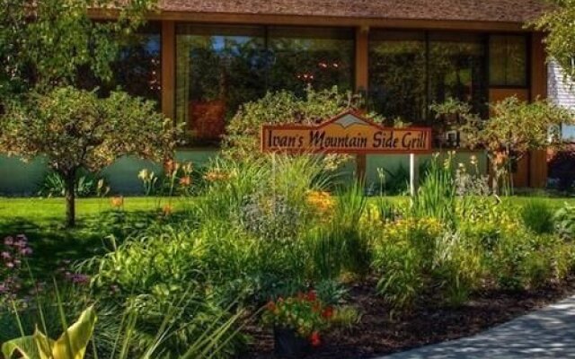 The Lodge At Schuss Mountain, Schuss Village