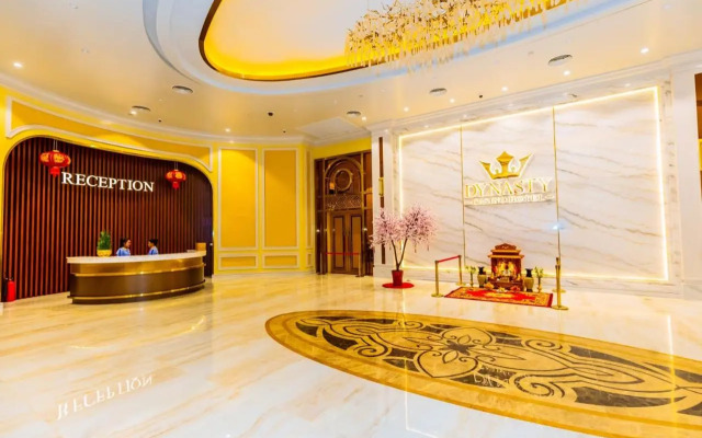 Titan King Casino and Resort