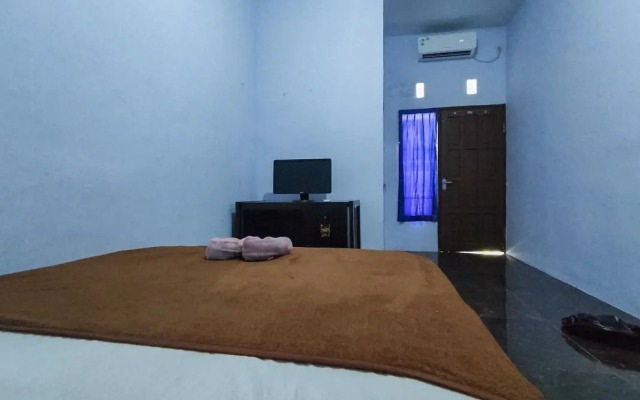 YS Homestay near Terminal Bayuangga Probolinggo