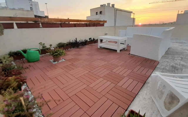 Ramzam - Spacious & Modern 3 bedroom apartment with roof terrace