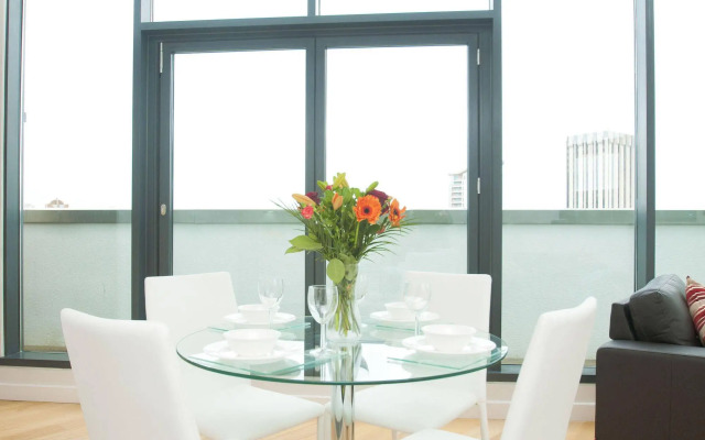 Cleyro Serviced Apartments-Finzels Reach