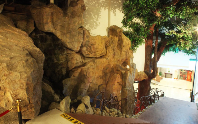Huangshan Zhongrui Huayi Hotel