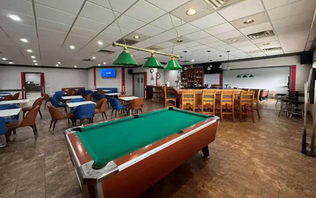 Ramada Waupaca