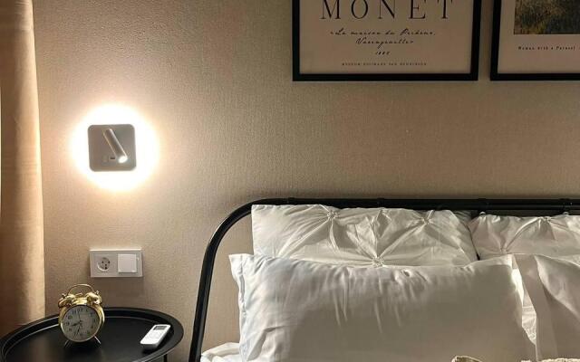 SunSet (СанСет) на улице Героя Советского Союза Аристархова