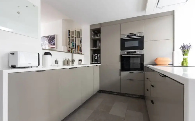 Whittlesey Street II by Onefinestay