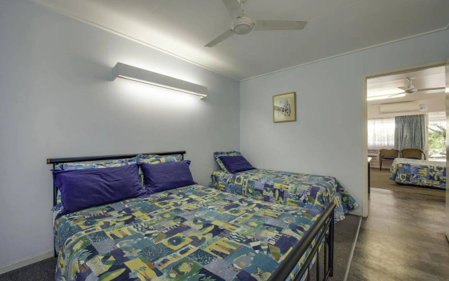 Hi-Way Units Motel