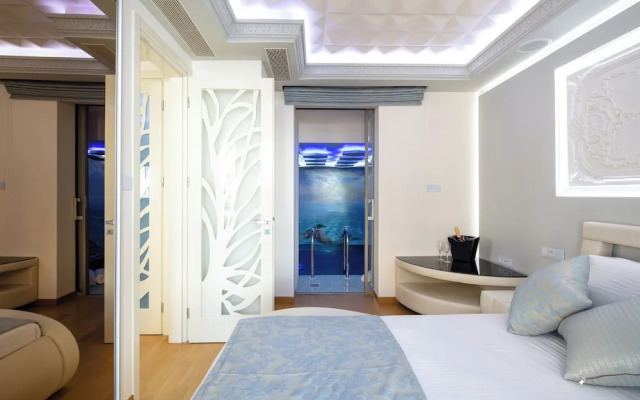 DeMaNi President Suites