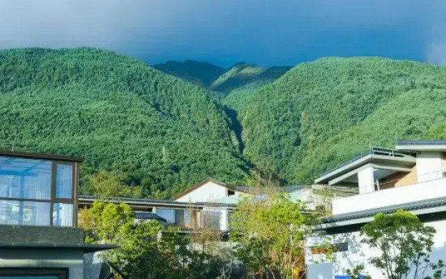 Dali cute elephant Parent-child Hotel