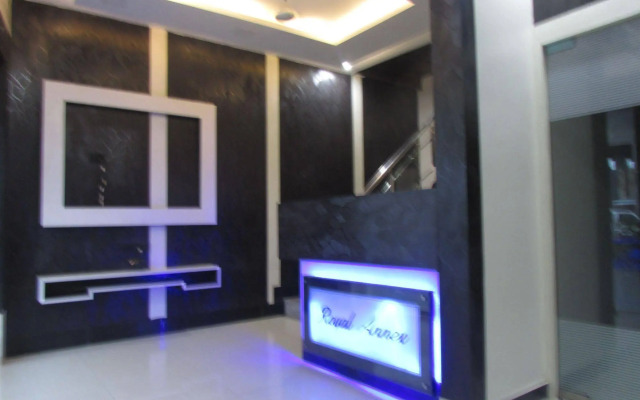 OYO 328 Hotel Royal Grand