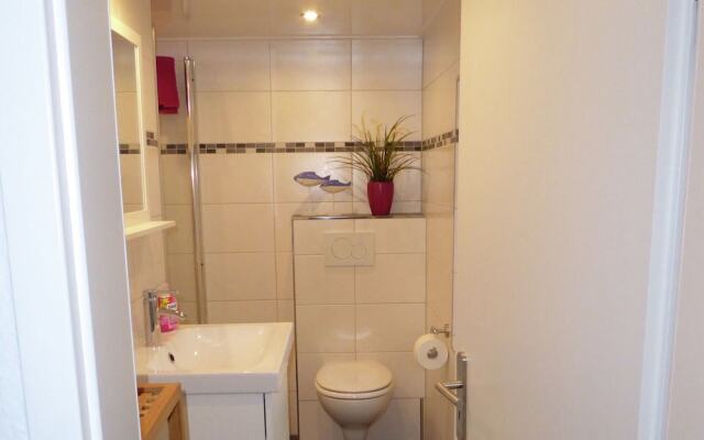 Bungalow in Zweedorf mit Liegewiese