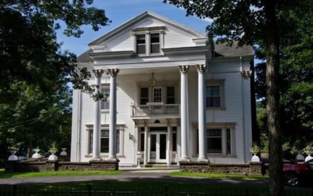 The Queen of the Catskills B&B