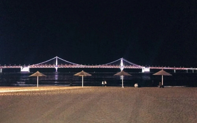 Ocean View Apartments in Gwanganri