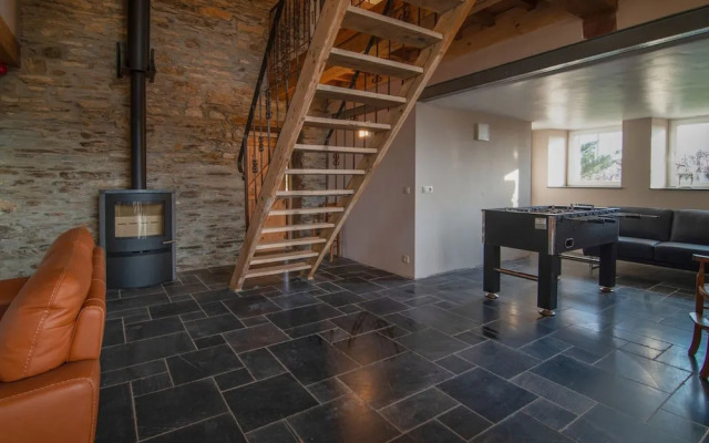 Wonderful Holiday Home in Gouvy with Hot Tub