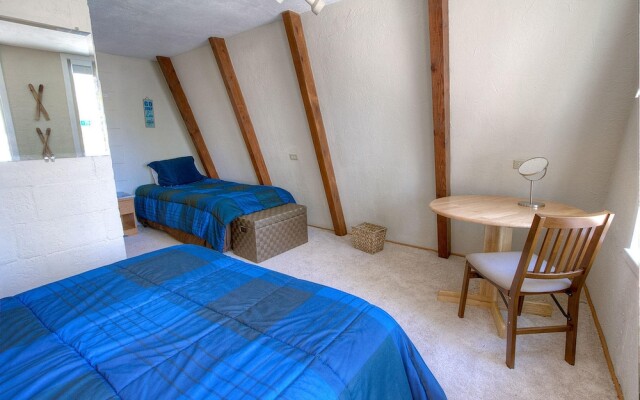 Tahoe Chalet by Lake Tahoe Accommodations