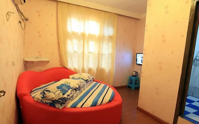 Yijian River View Guesthouse