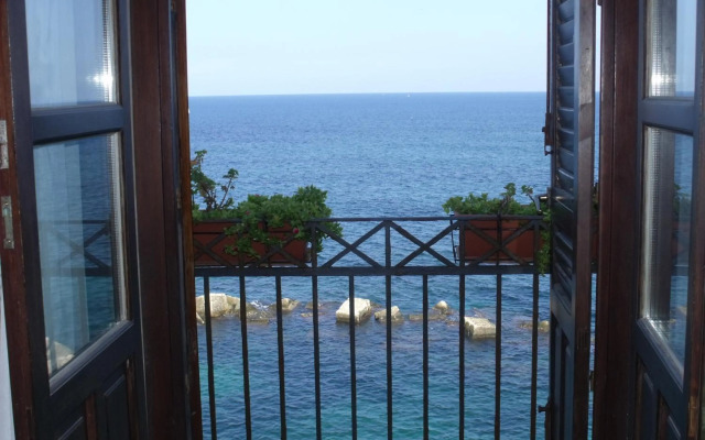 Domus Mariae Albergo