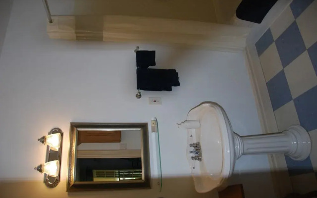 Queen and Albert B&B