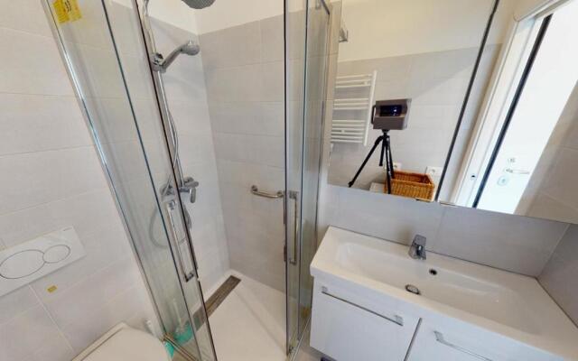 Studio Menton, 1 pièce, 2 personnes - FR-1-196-298