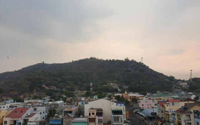 hotel đang khoi 2
