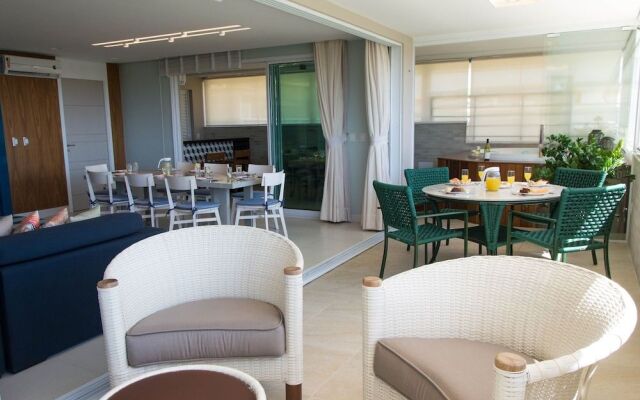 Penthouse Apartment with Hot Tub near Beach