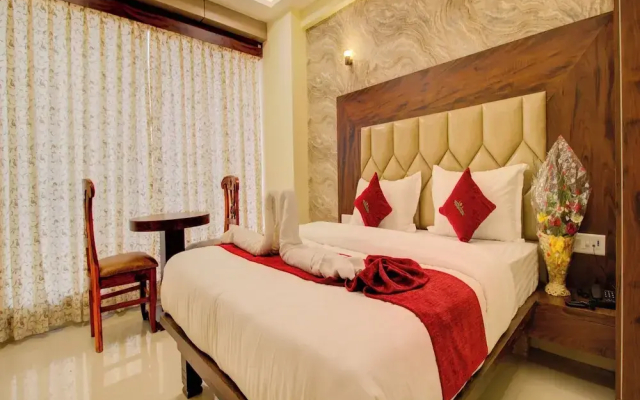 Hotel Samaira Residency