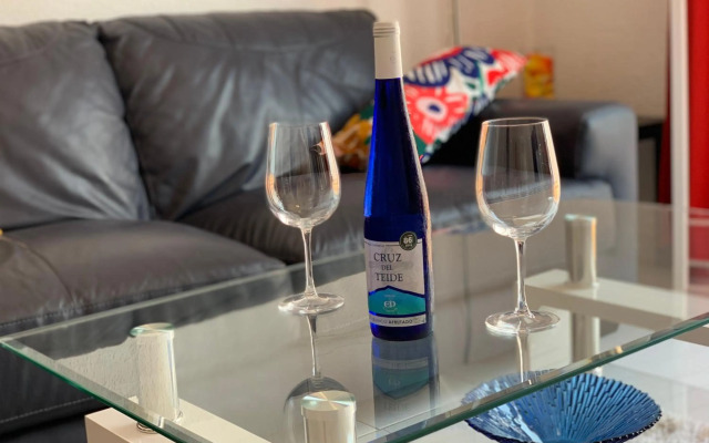 Sunny Tenerife, Los Cristianos, Studio