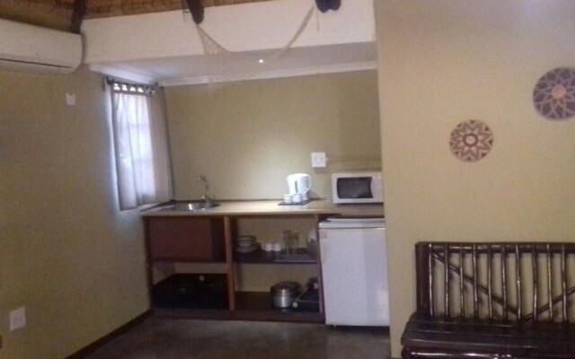Phokoje Bush Lodge