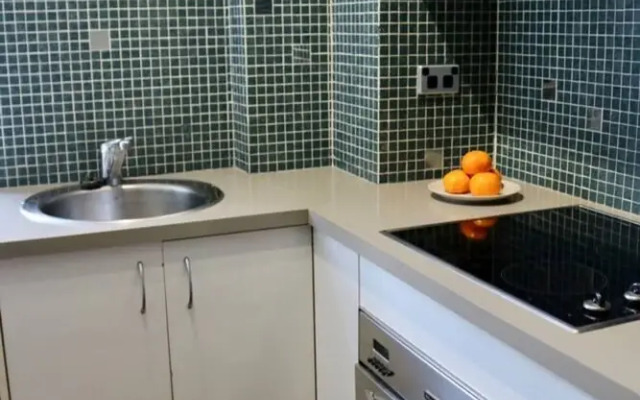 Bright Flat With City Views From Rooftopterrace