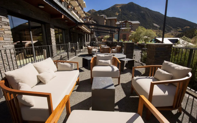 Hotel Piolets Soldeu Centre